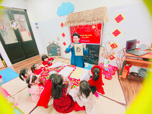 KHAI BÚT ĐẦU XUÂN ẤT TỴ - 2025
